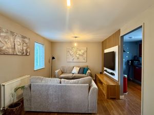 Living room- click for photo gallery